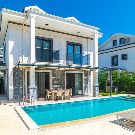 4 Bedroom Holiday Villa In Hisaroenue Oeluedeniz- Gold Rose Fethiye Buitenkant foto