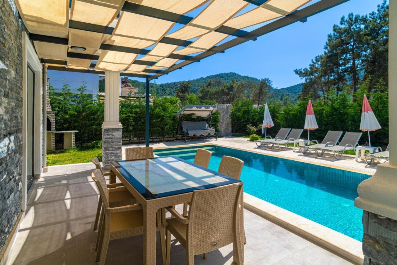 4 Bedroom Holiday Villa In Hisaroenue Oeluedeniz- Gold Rose Fethiye Buitenkant foto