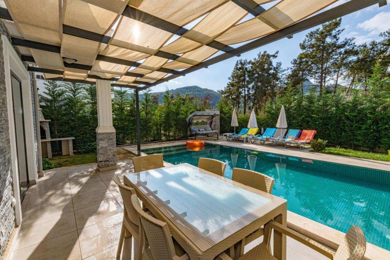 4 Bedroom Holiday Villa In Hisaroenue Oeluedeniz- Gold Rose Fethiye Buitenkant foto