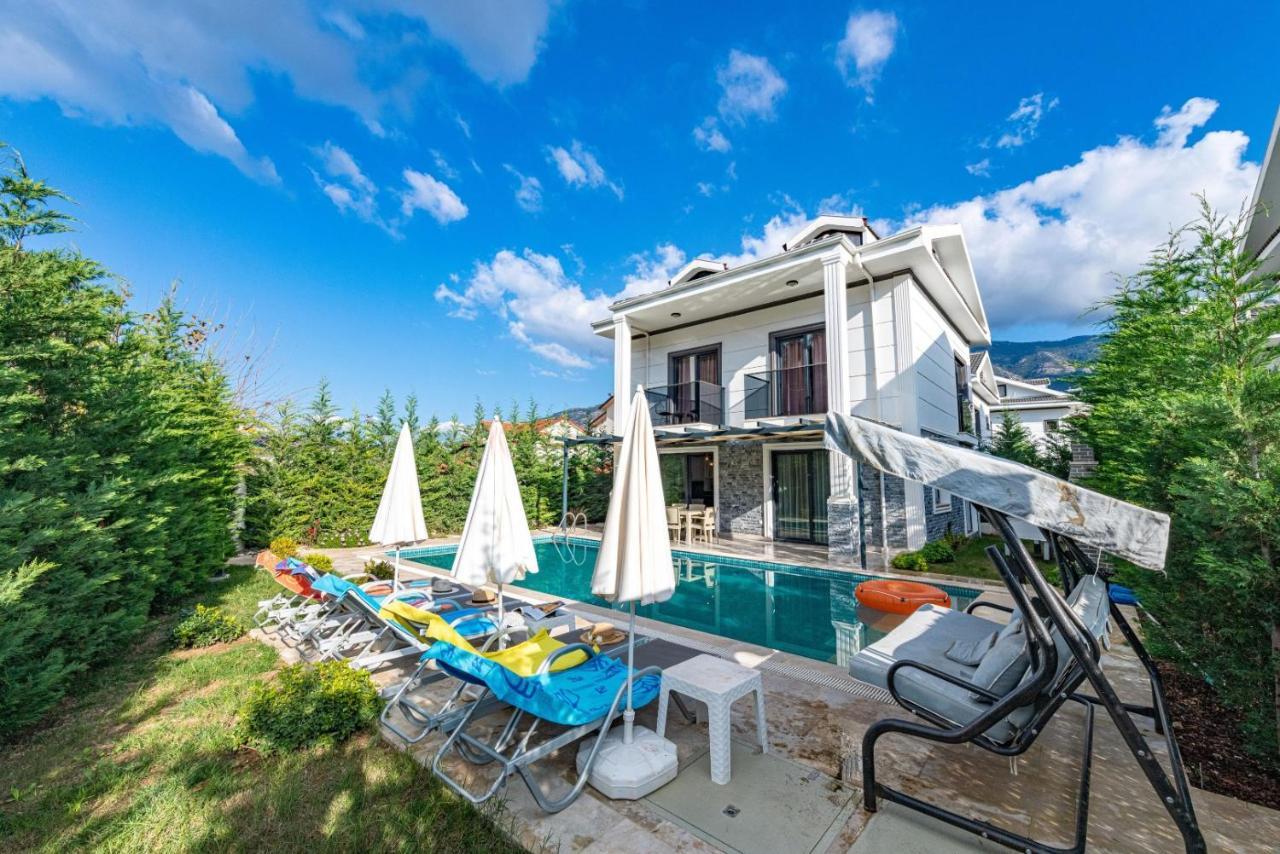 4 Bedroom Holiday Villa In Hisaroenue Oeluedeniz- Gold Rose Fethiye Buitenkant foto