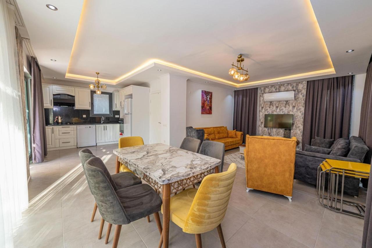 4 Bedroom Holiday Villa In Hisaroenue Oeluedeniz- Gold Rose Fethiye Buitenkant foto