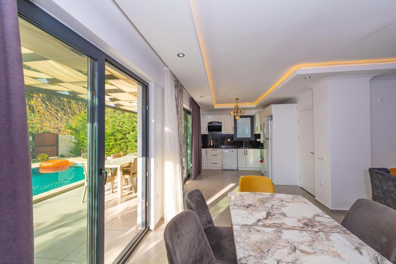 4 Bedroom Holiday Villa In Hisaroenue Oeluedeniz- Gold Rose Fethiye Buitenkant foto