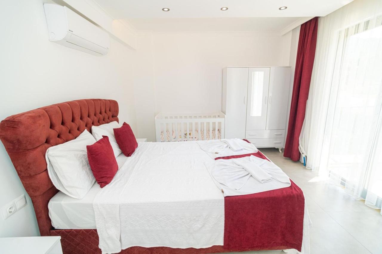 4 Bedroom Holiday Villa In Hisaroenue Oeluedeniz- Gold Rose Fethiye Buitenkant foto