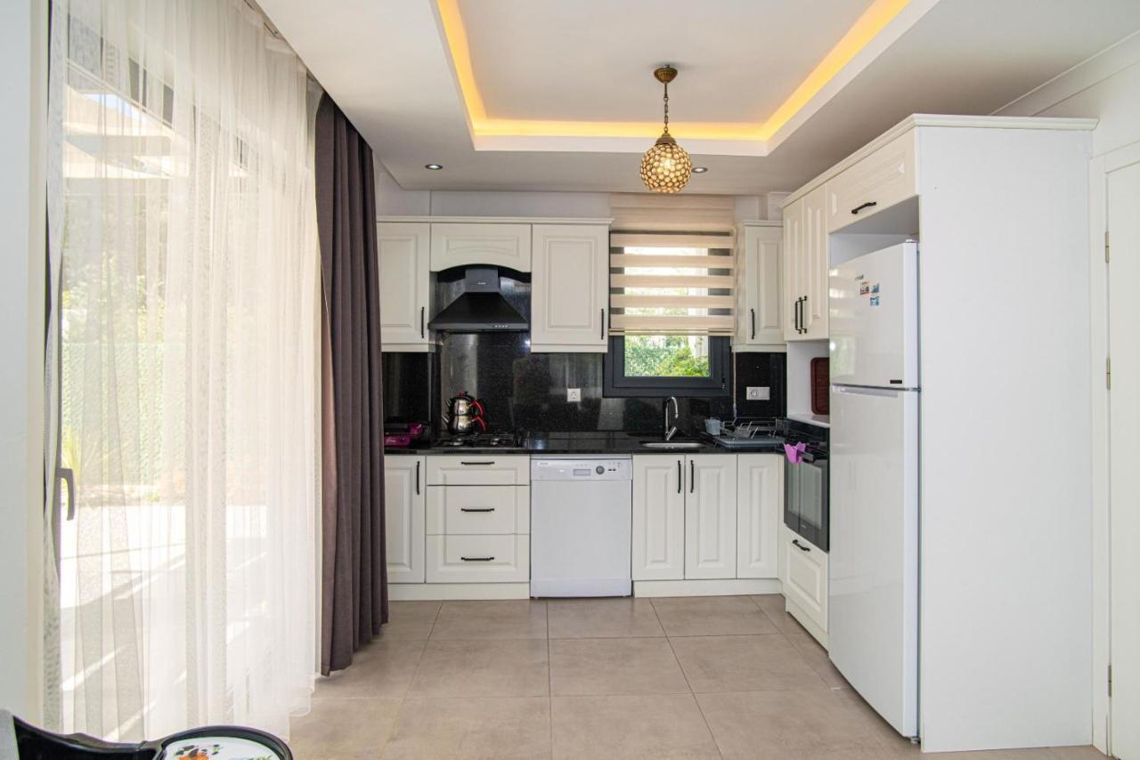 4 Bedroom Holiday Villa In Hisaroenue Oeluedeniz- Gold Rose Fethiye Buitenkant foto