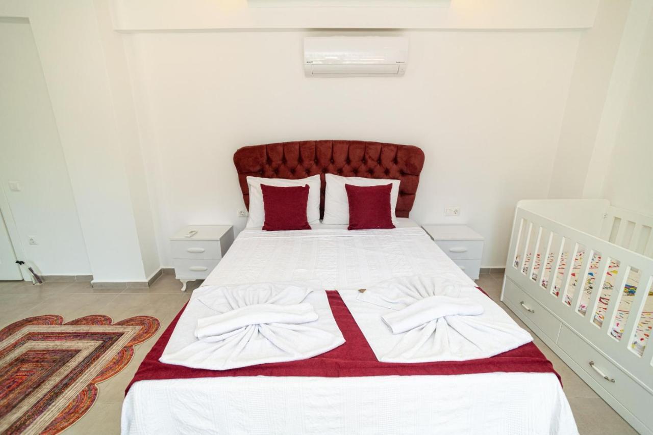 4 Bedroom Holiday Villa In Hisaroenue Oeluedeniz- Gold Rose Fethiye Buitenkant foto